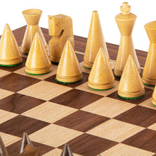 Cargar imagen en el visor de la galería, WALNUT WITH BOX SET chess sets Manopoulos