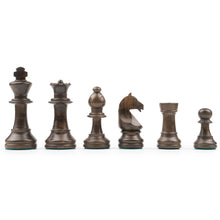 Cargar imagen en el visor de la galería, STAUNTON EUROPE POLISHED WALNUT chess pieces Mora