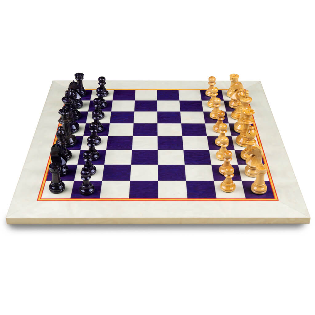 Chess set - Ajedrez del Real Madrid con trofeos - Wood and metal