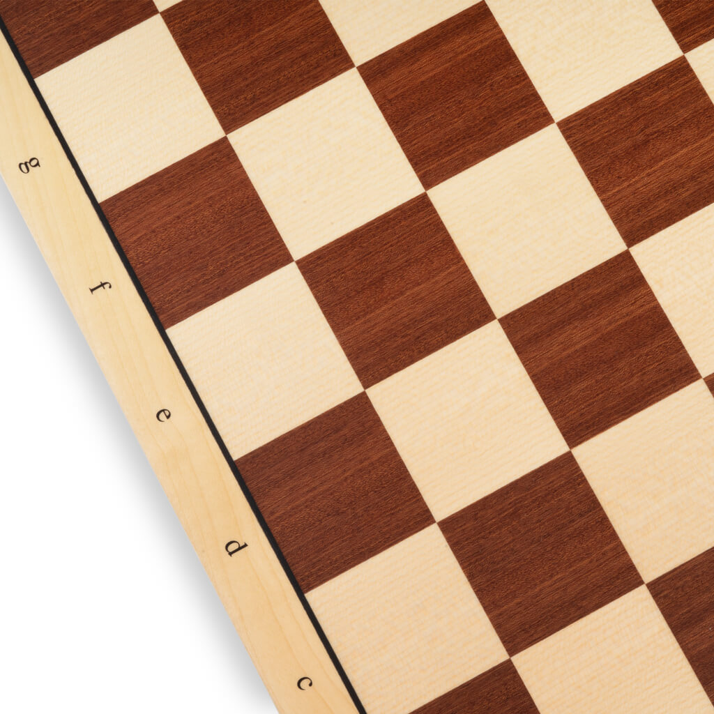 1008 Chess Economic (walnut, coordinates)